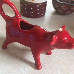 Pioneer woman creamer